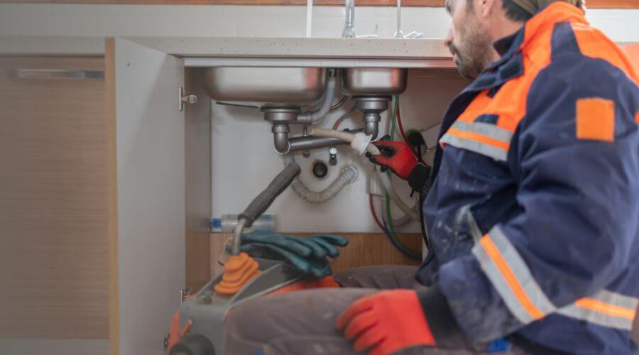 Commercial Slab Leak Plumbing in Scranton, IA